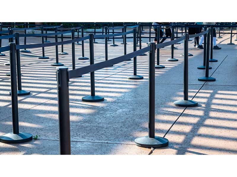 Stanchions- Retractable Black Image